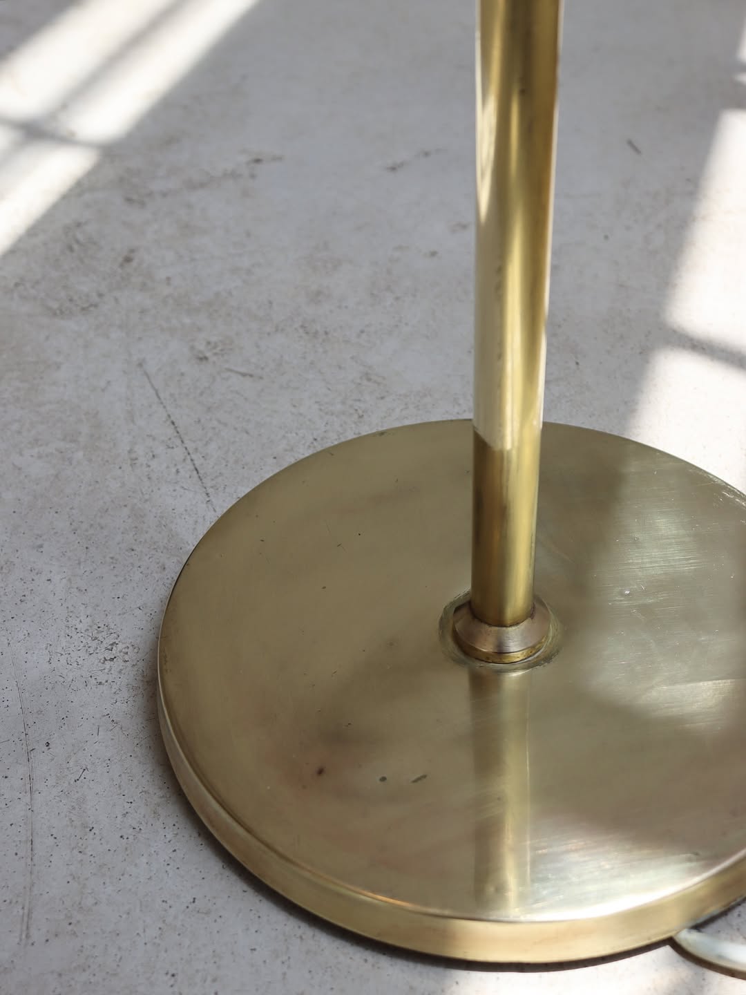 Vintage Brass Shell Floor Lamp