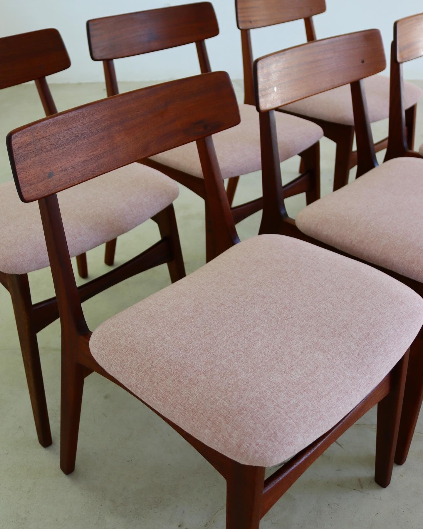 DS Vorster Dining Room Chairs