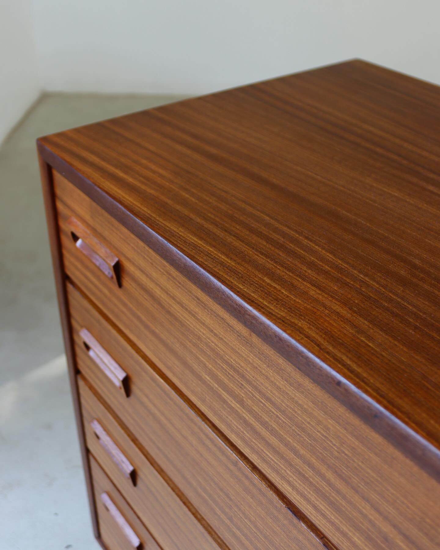 Retro Chest Of Drawers