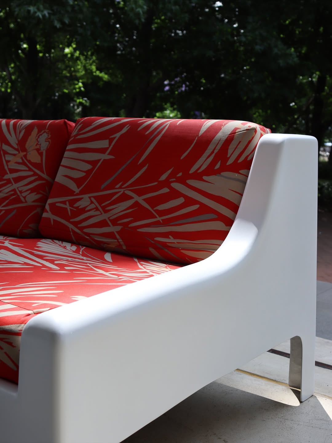 Mid-Century ‘Mida’ Artemide Settee