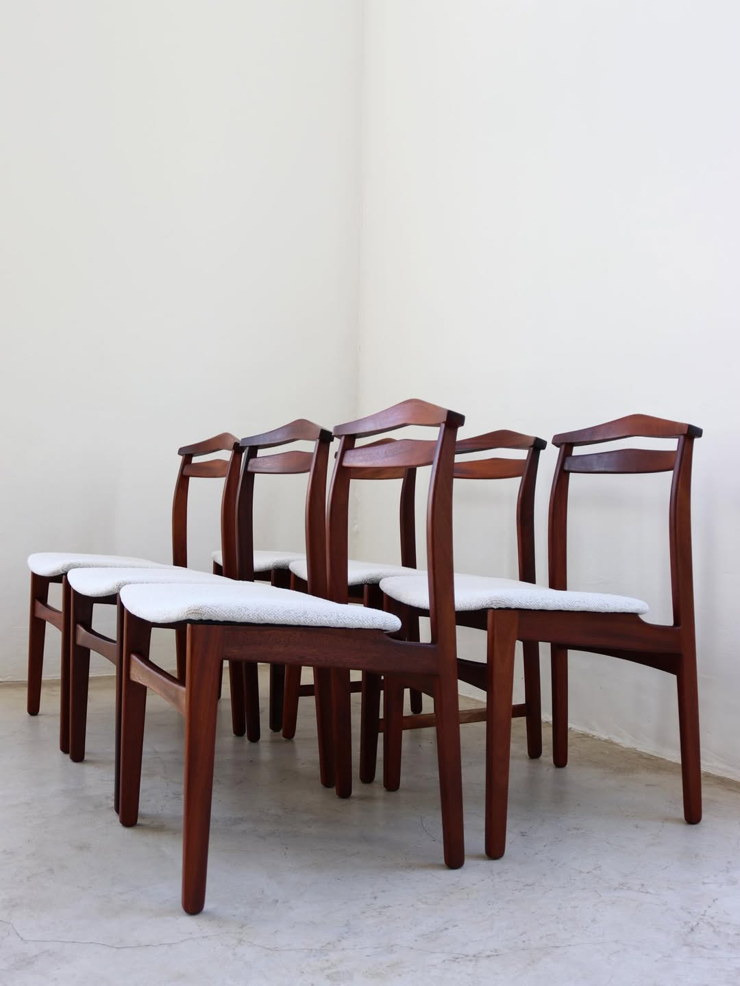 Novocraft Dining Chairs x 6