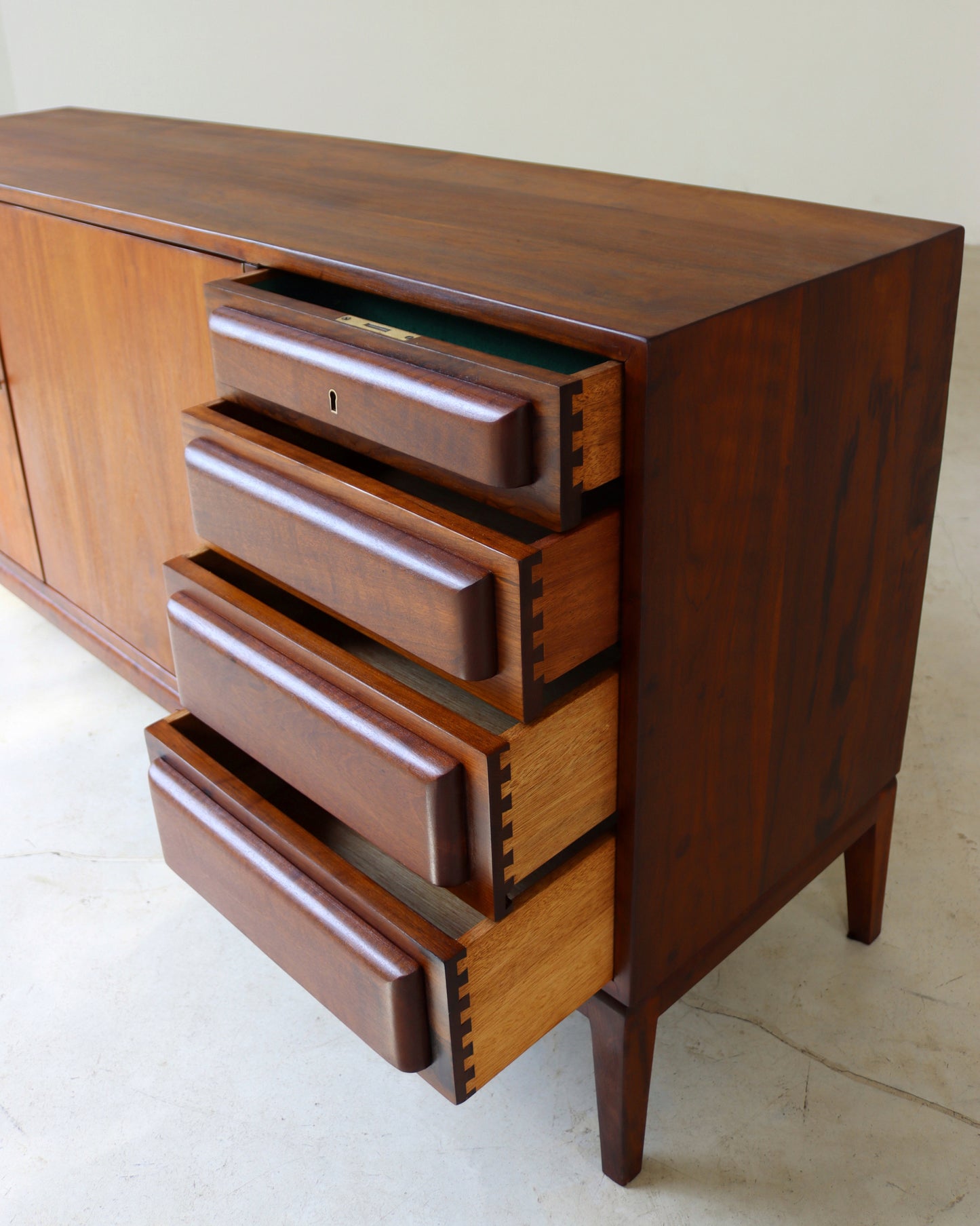 Mid-Century Binnehuis Sideboard