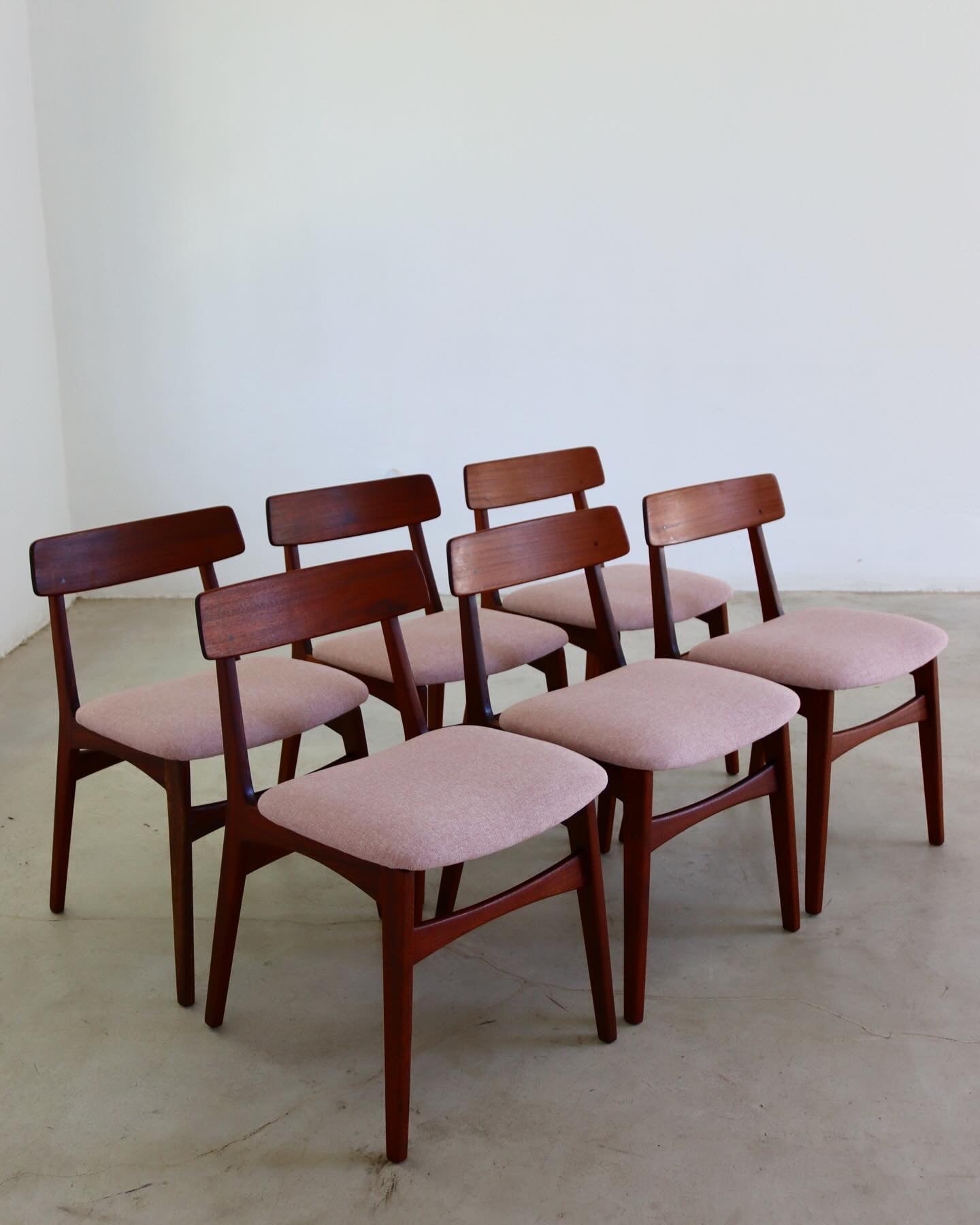 DS Vorster Dining Room Chairs