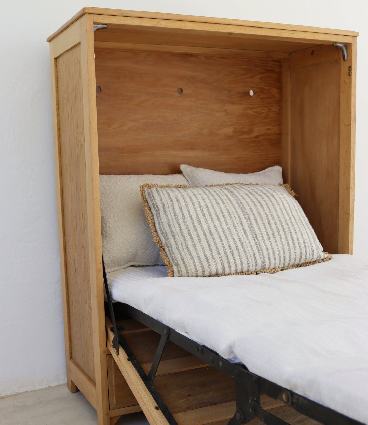 Mid-Century Pull Out Cabinet Bed