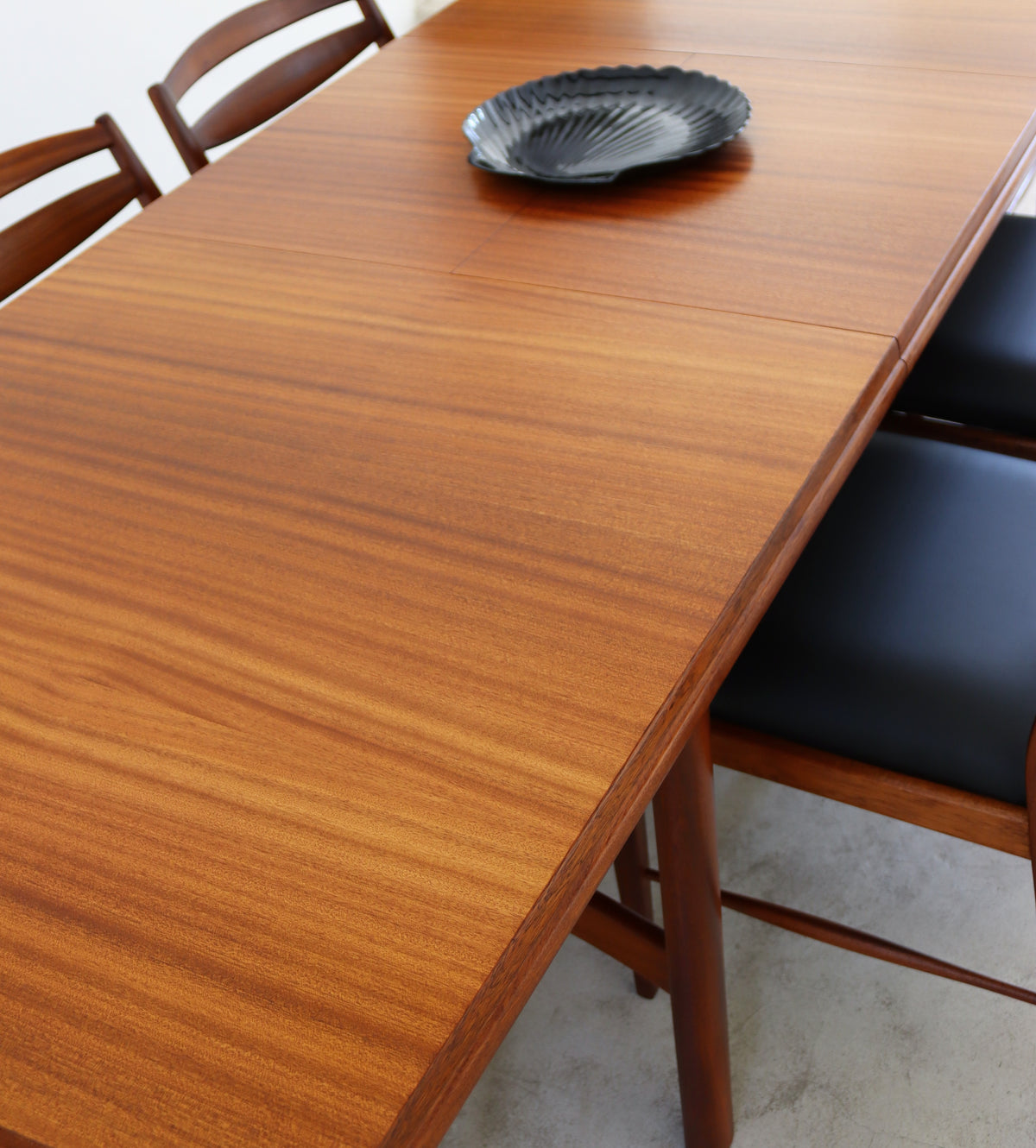 Kallenbach Dining Room Table
