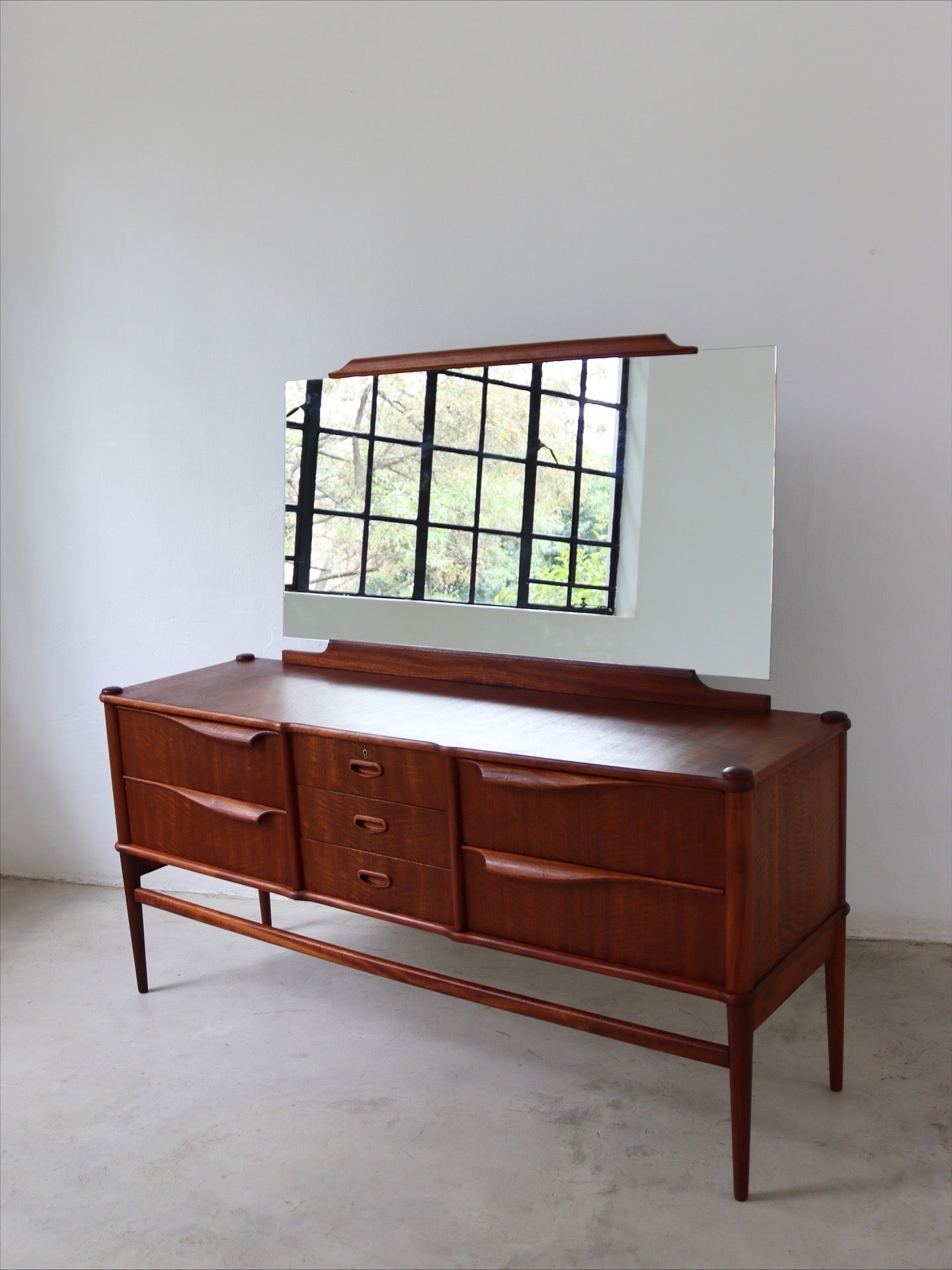 Mid-Century Dressing Table