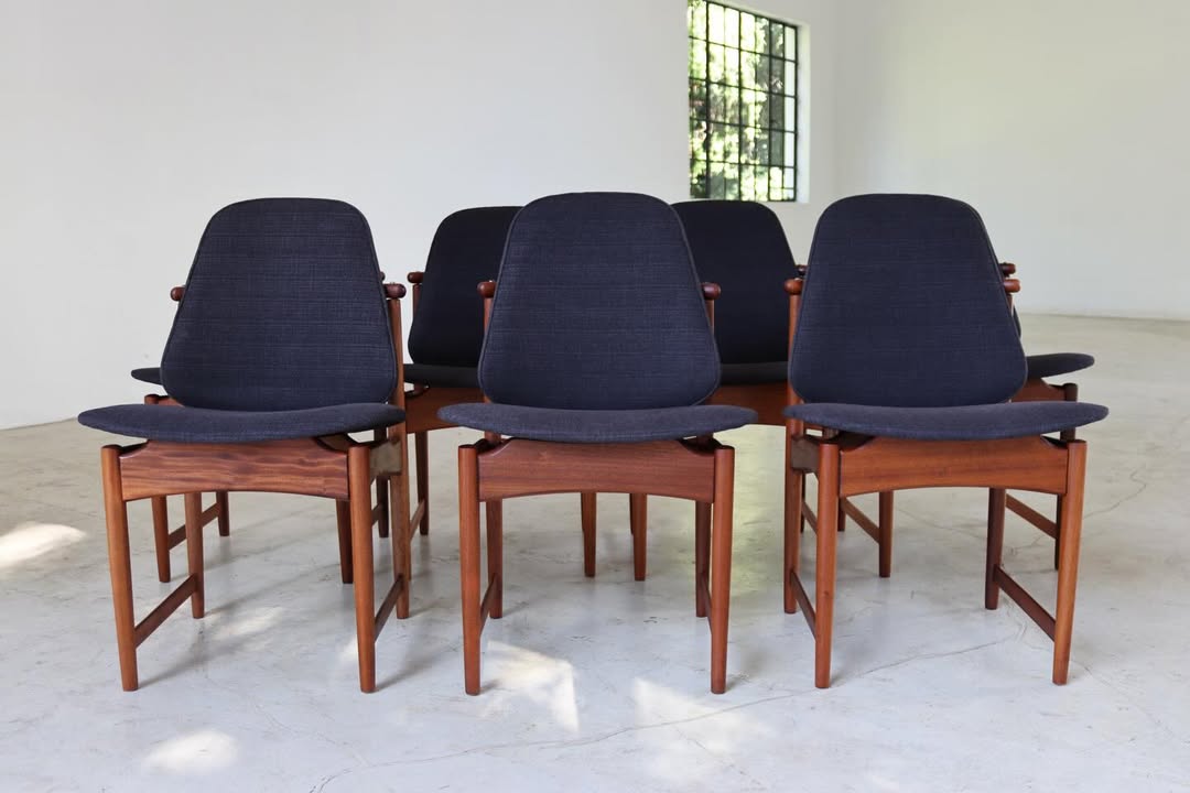 Frystark Dining Chairs