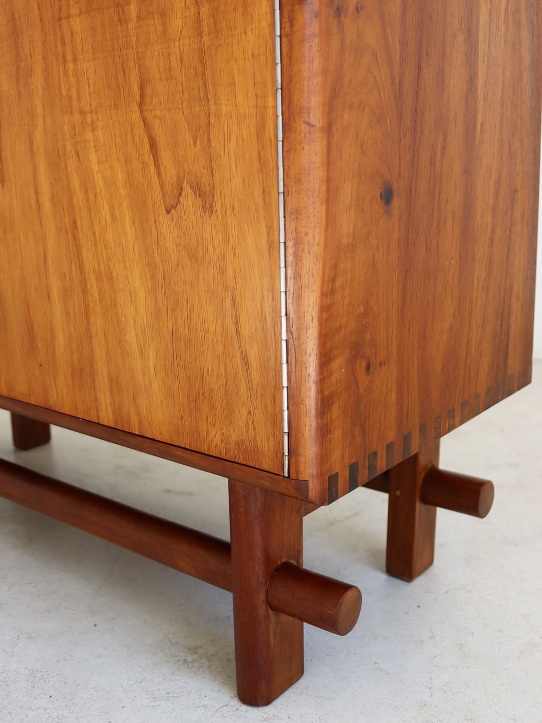 Mid-Century Kallenbach Drinks Cabinet