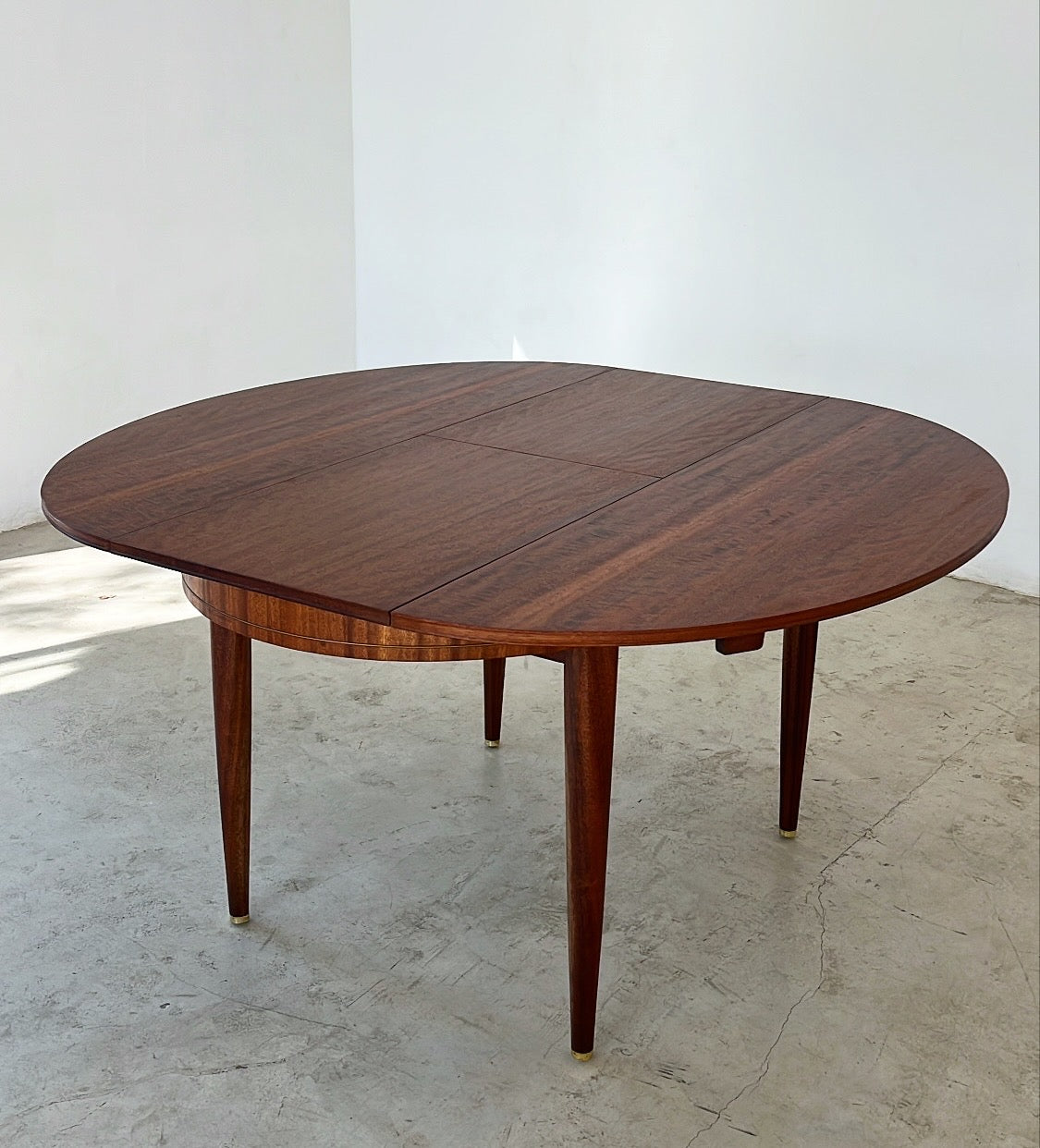 Greaves & Thomas Dining Table