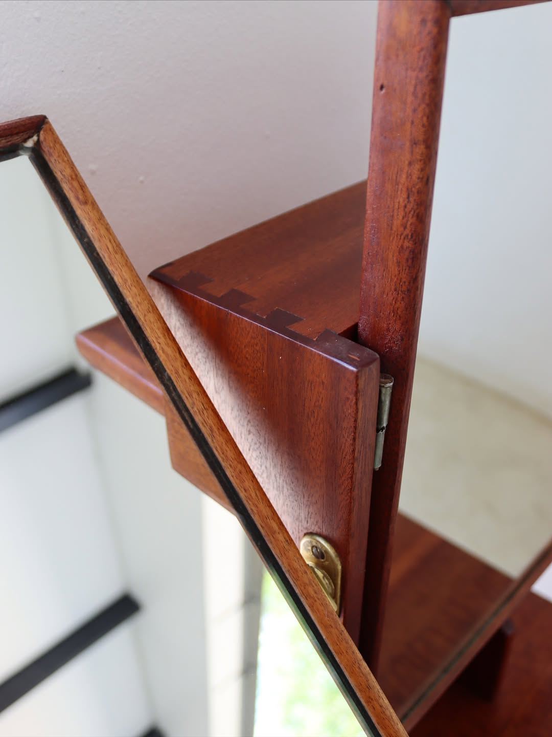 Greaves & Thomas Dressing Table