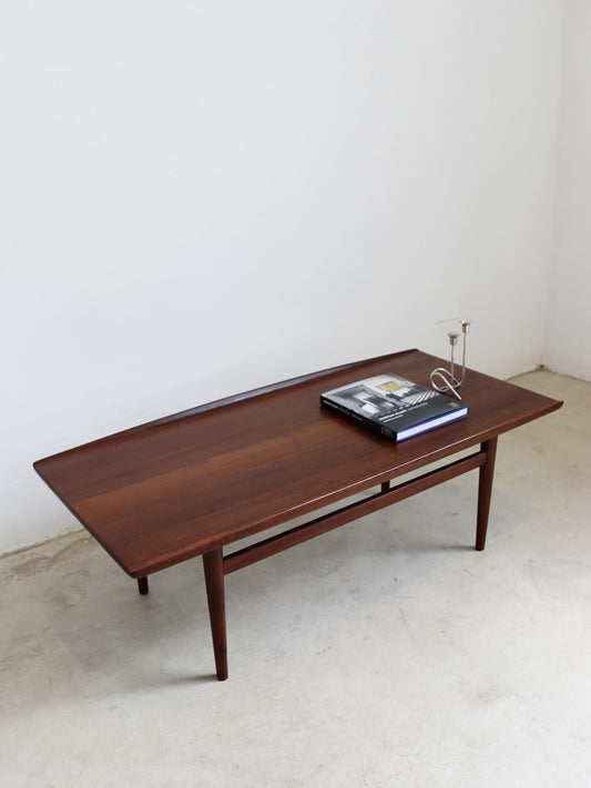Mid-Century ‘The Surfboard’ Coffee Table