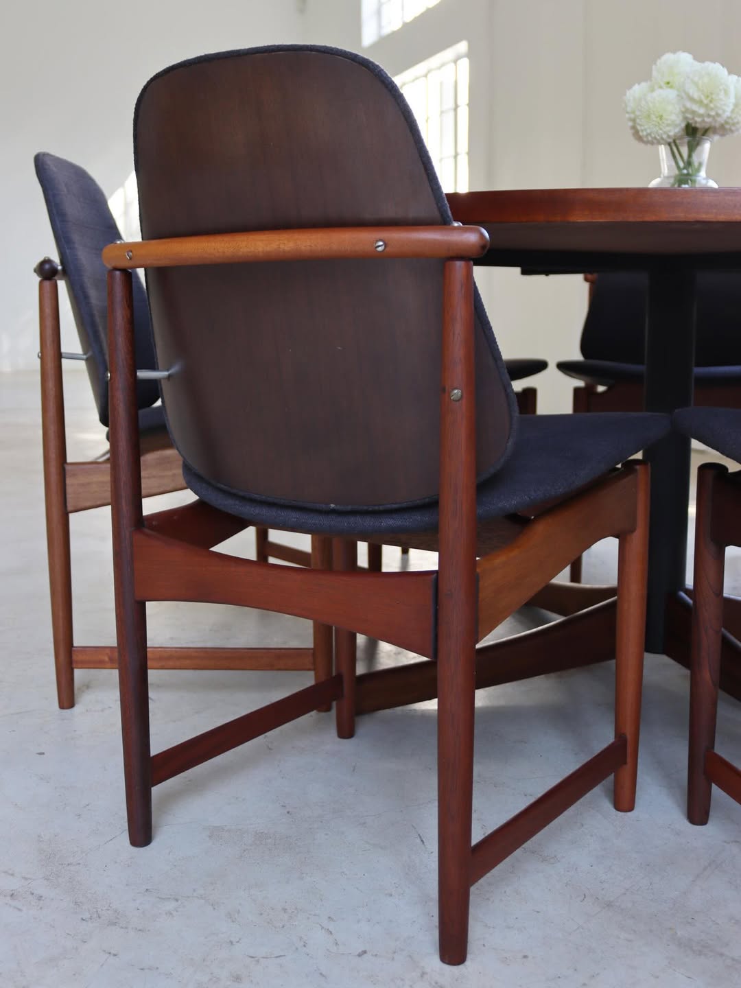 Frystark Dining Chairs