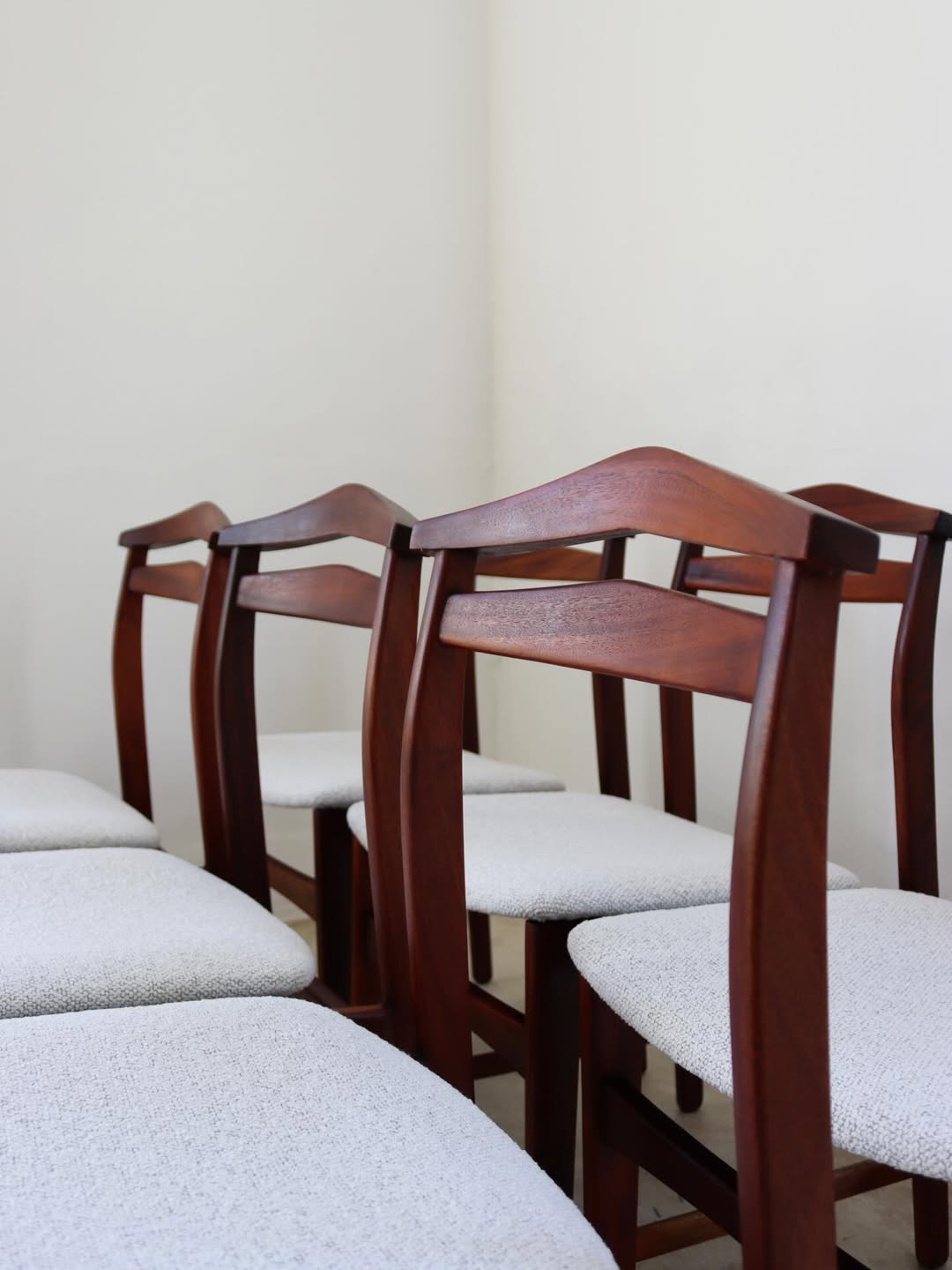 Novocraft Dining Chairs x 6