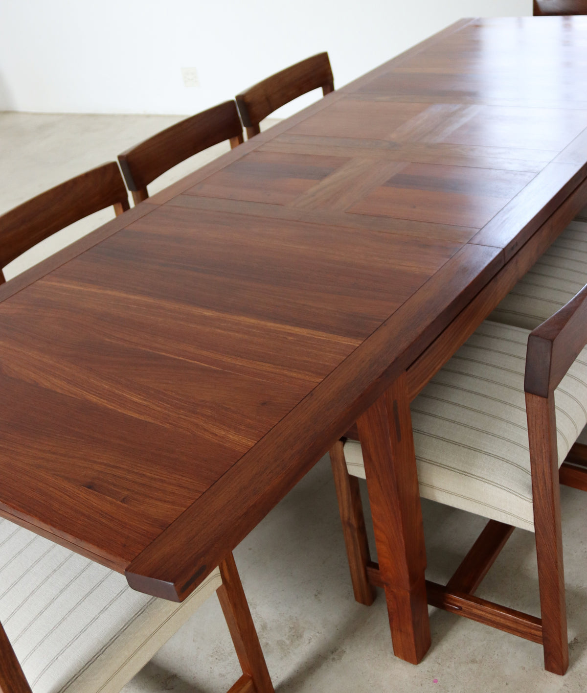 Artecasa Extendable Dining Table