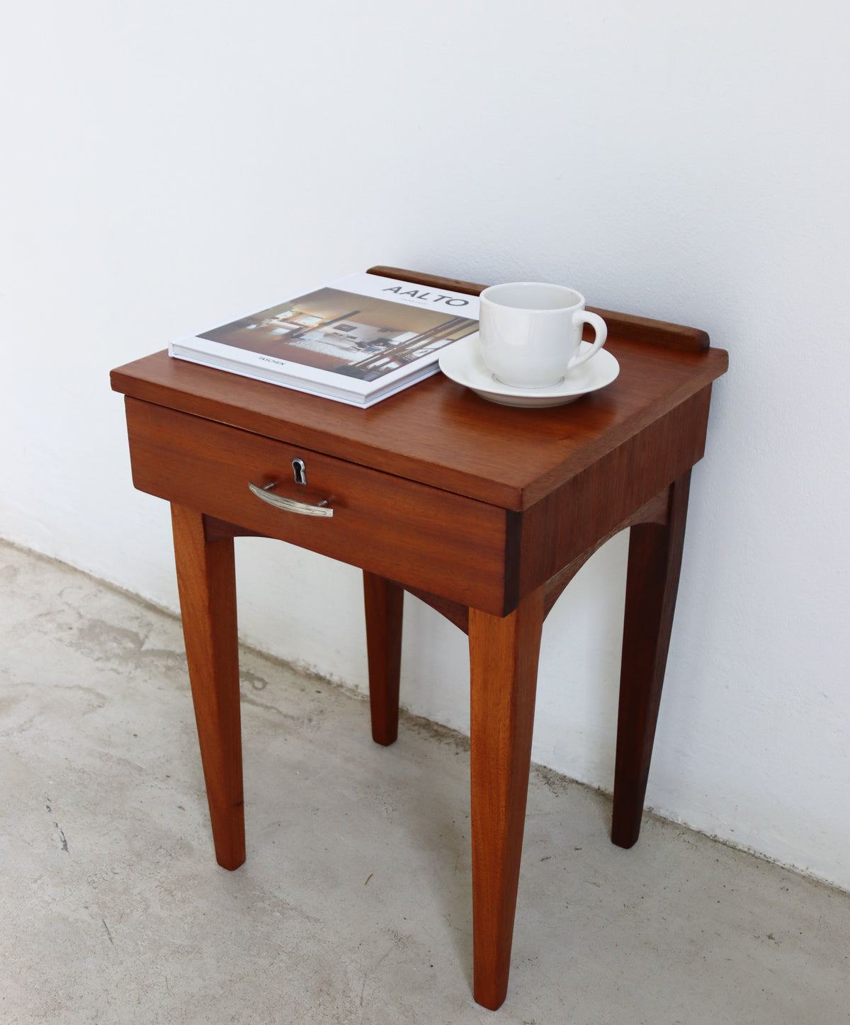 Mid-Century Pedestal