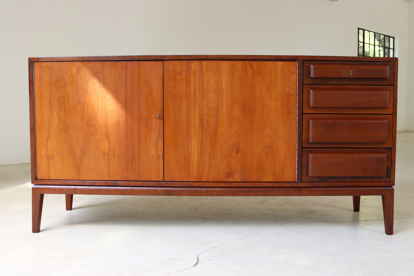 Mid-Century Binnehuis Sideboard