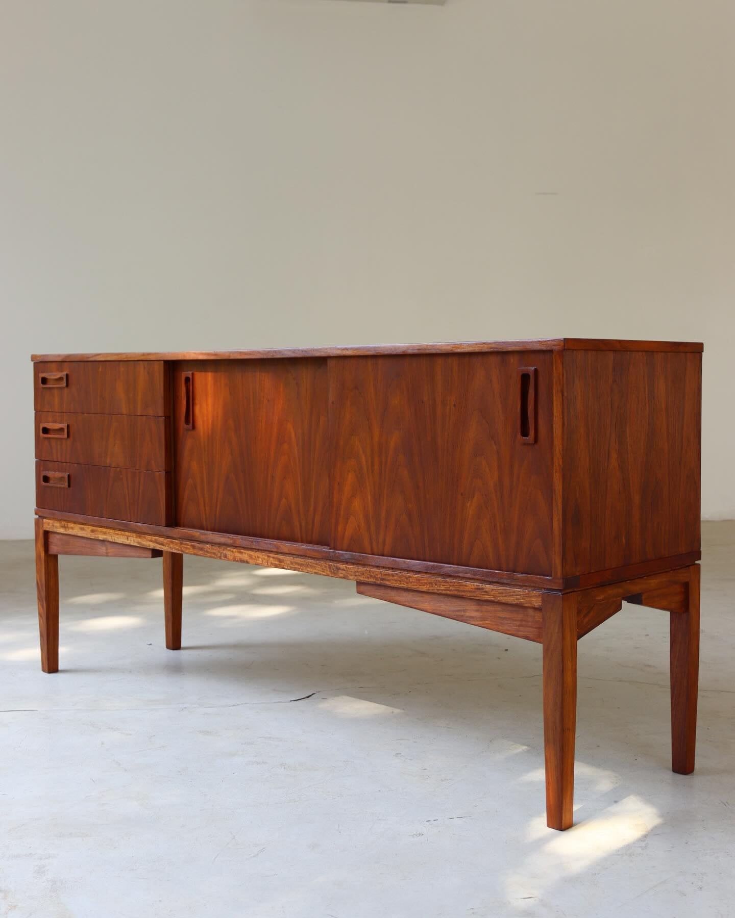 Retro Sideboard