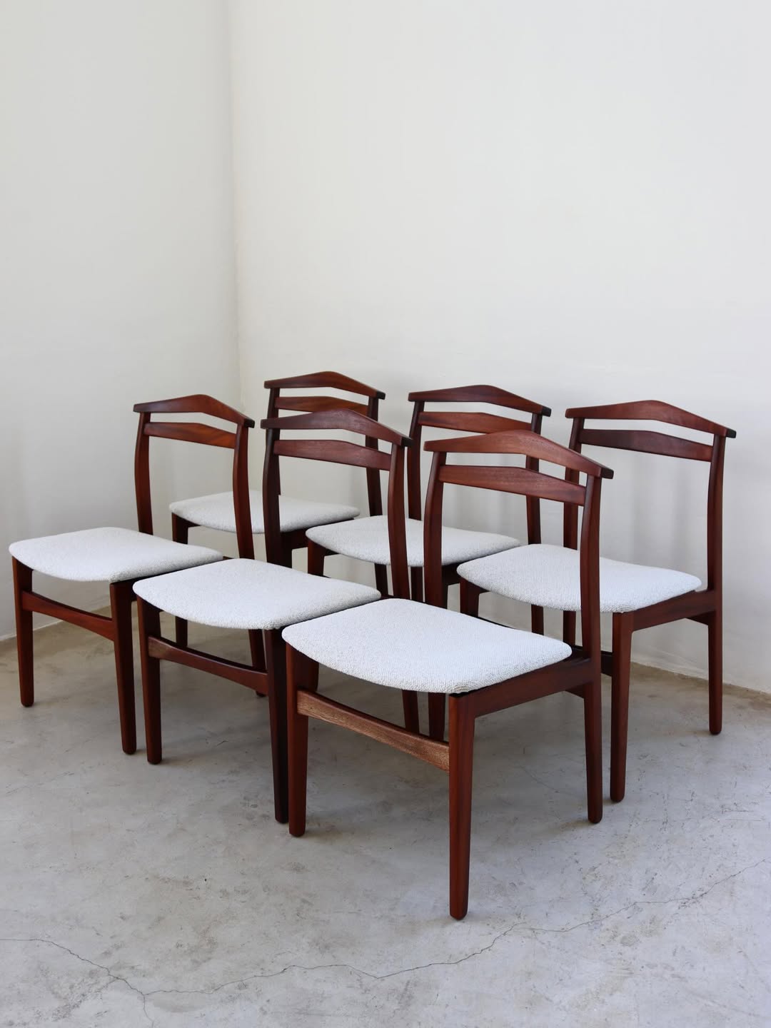 Novocraft Dining Chairs x 6