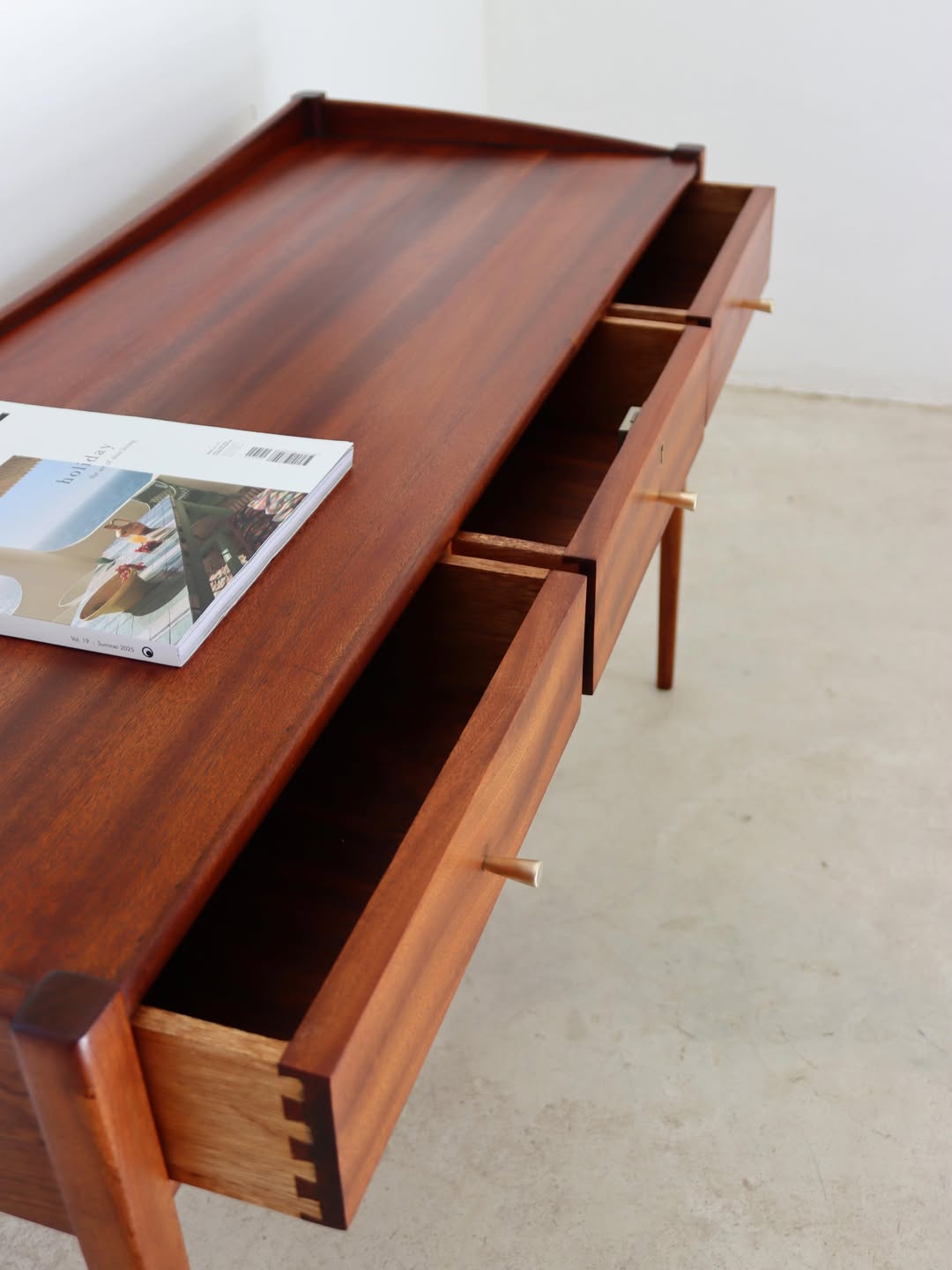 DS Vorster Dressing Table/Desk