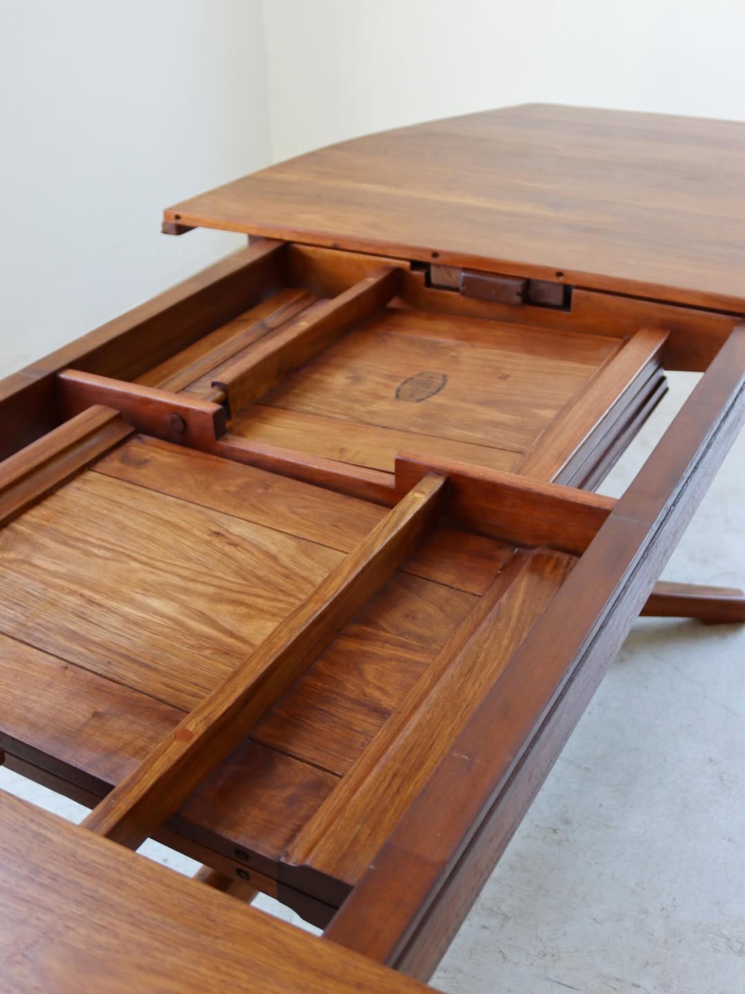 Artecasa Double Leaf Dining Table