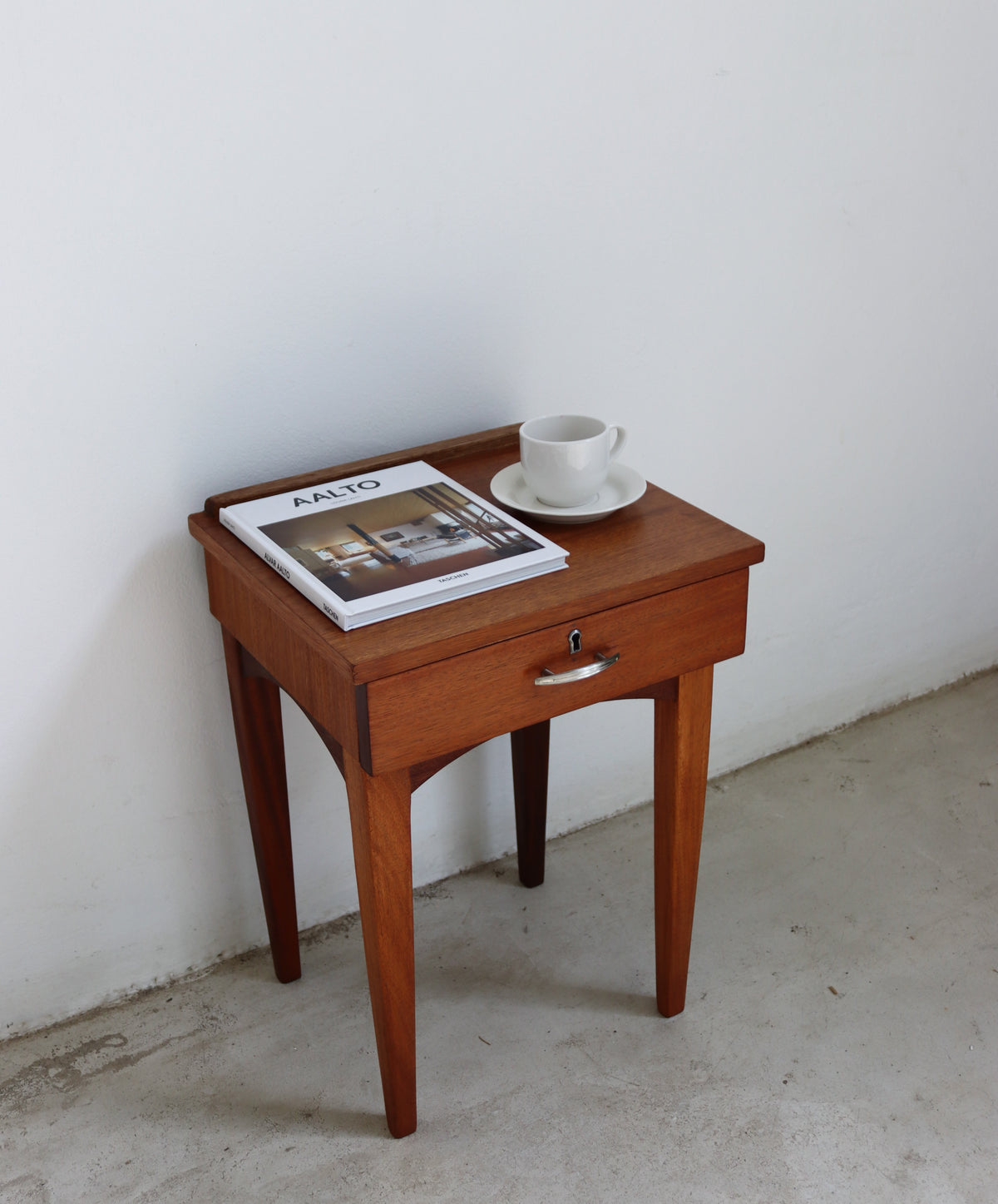 Mid-Century Pedestal