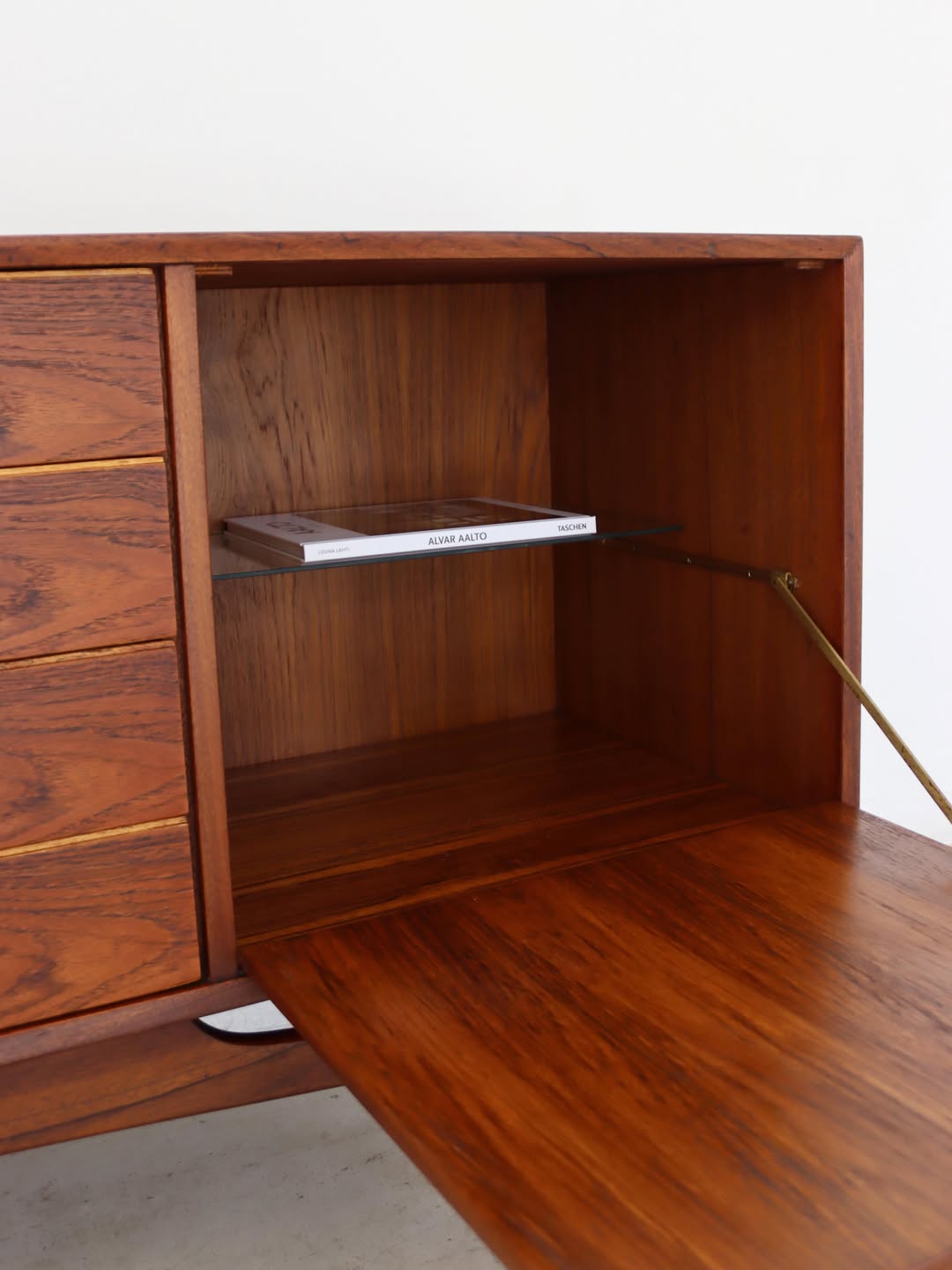 Frystark ‘Dane’ Sideboard