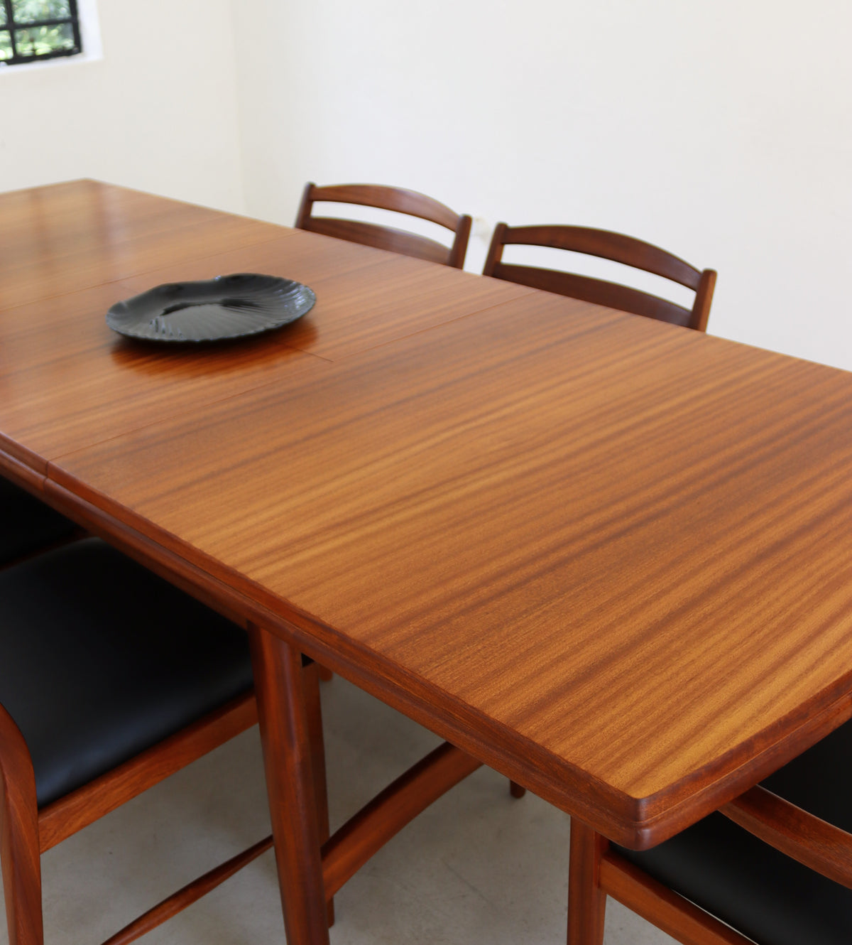 Kallenbach Dining Room Table
