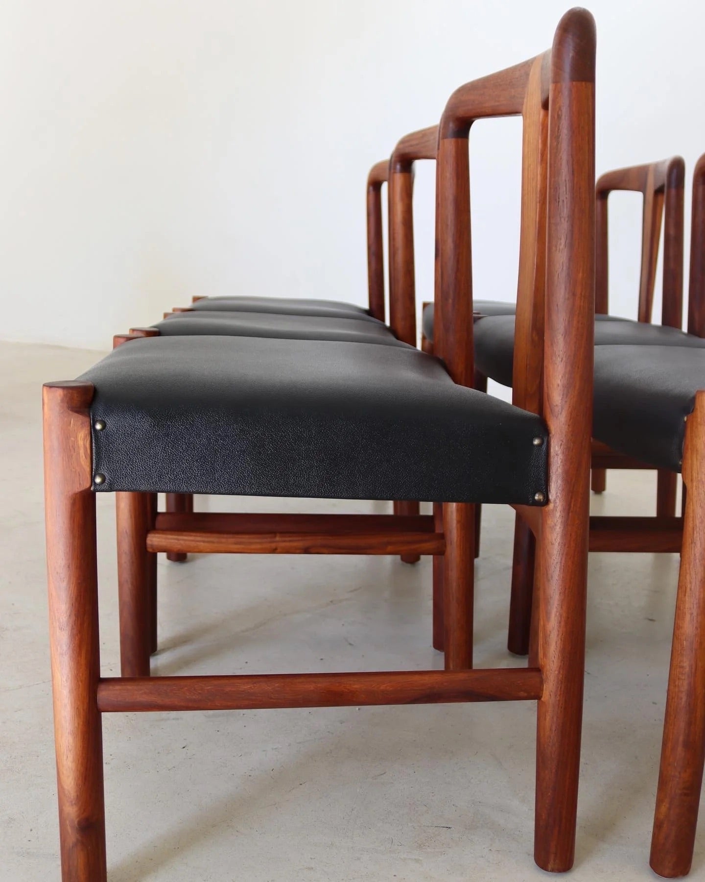 Mid-Century Artecasa Dining Room Chairs