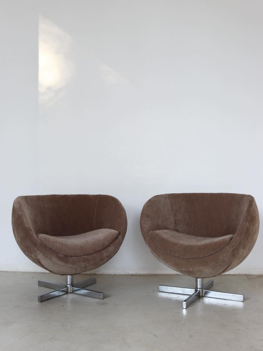 Retro Swivel Chairs
