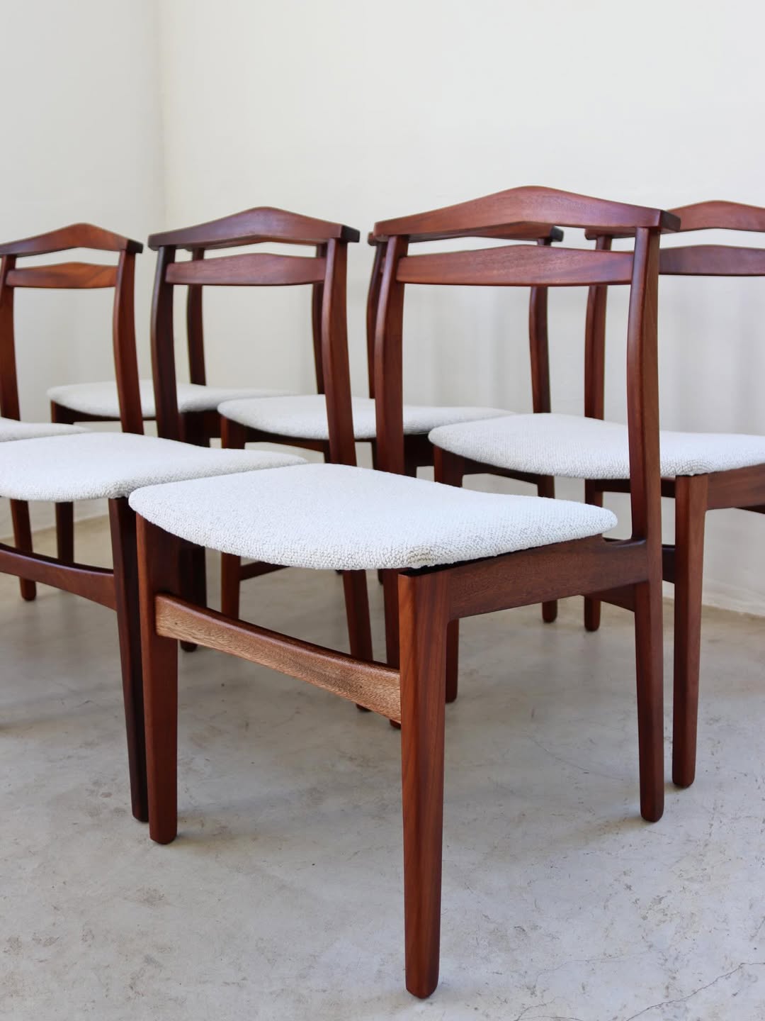 Novocraft Dining Chairs x 6