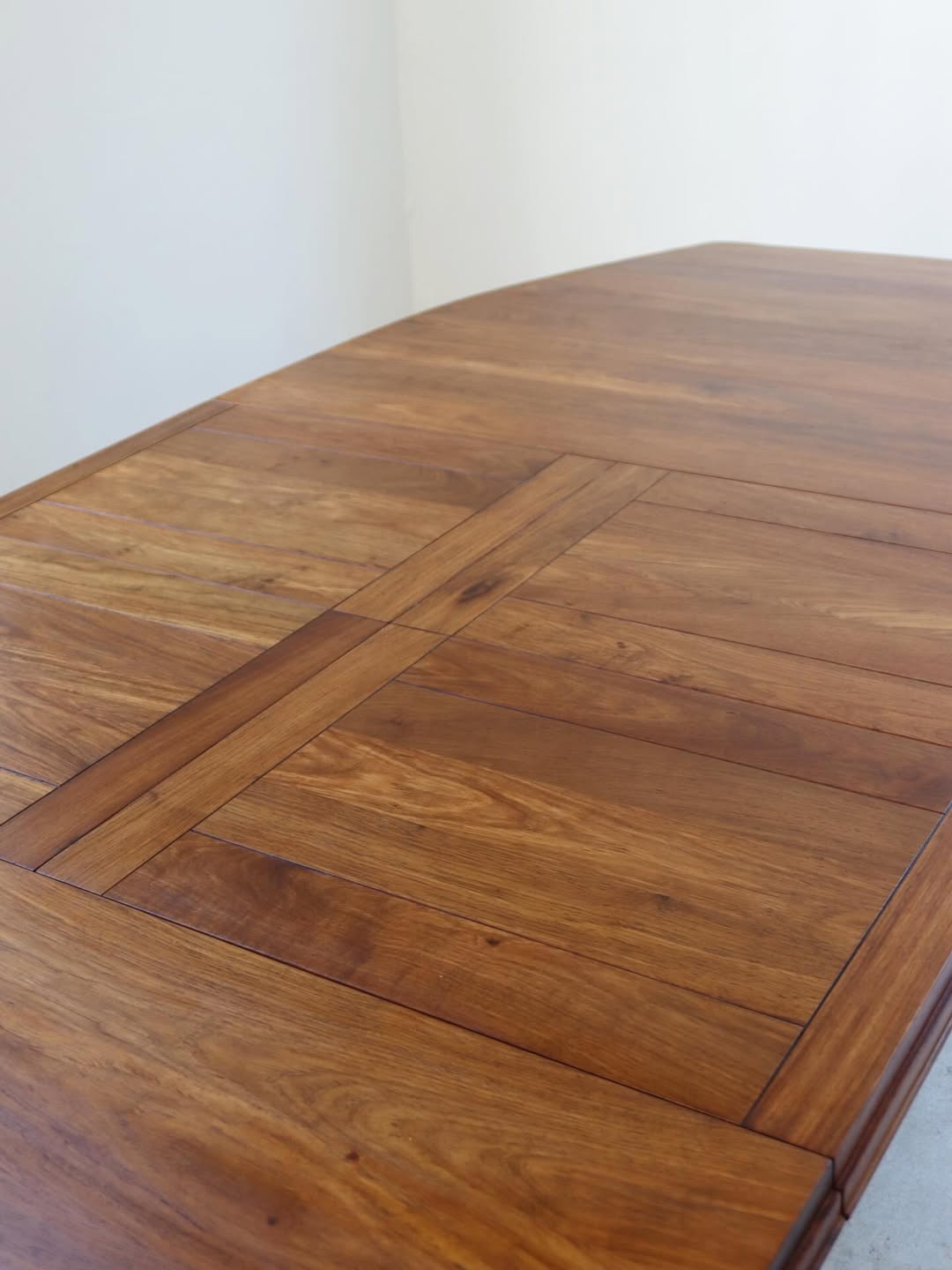 Artecasa Double Leaf Dining Table