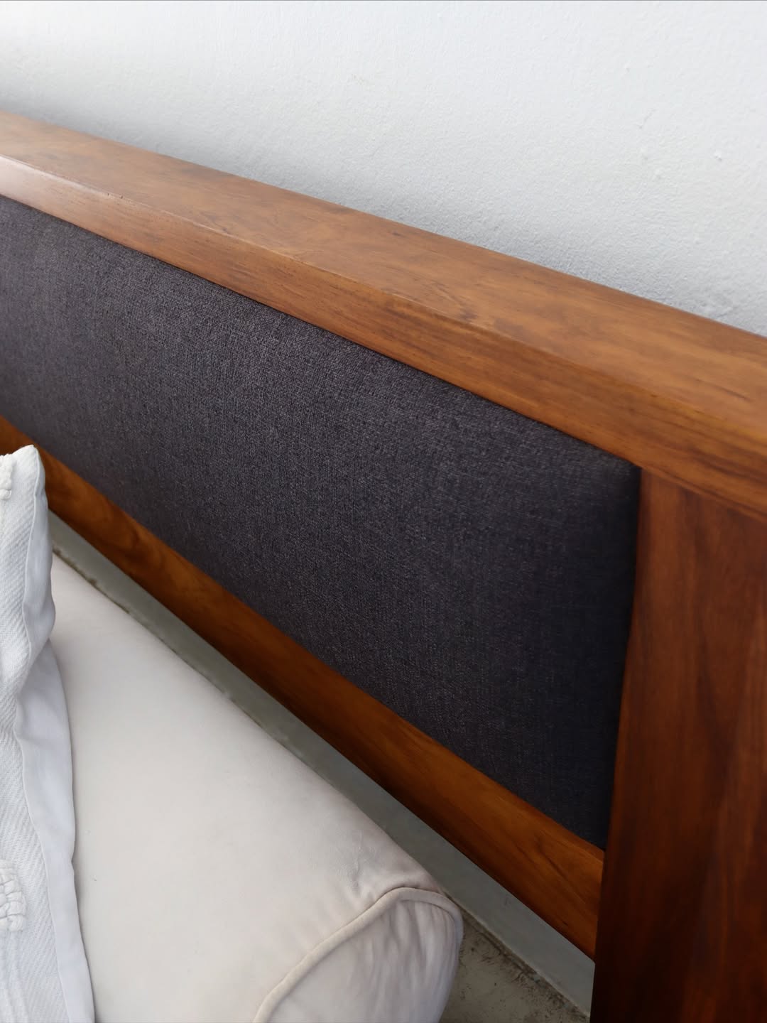 Artecasa King Size Bed