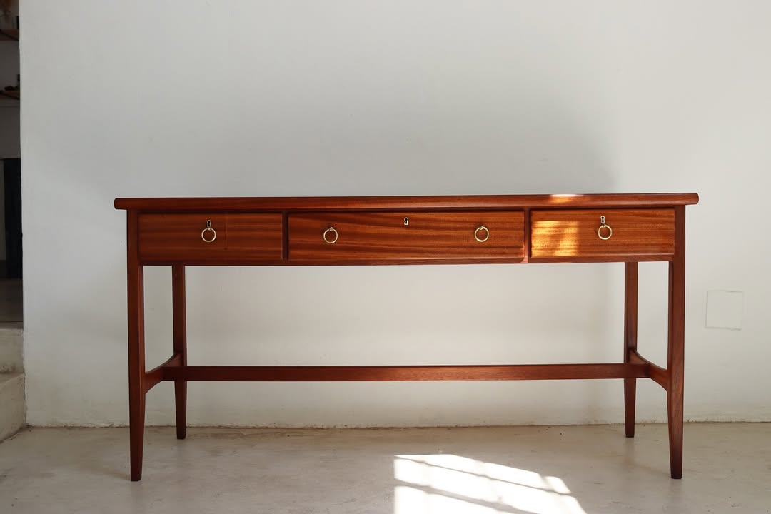 DS Vorster Console Table