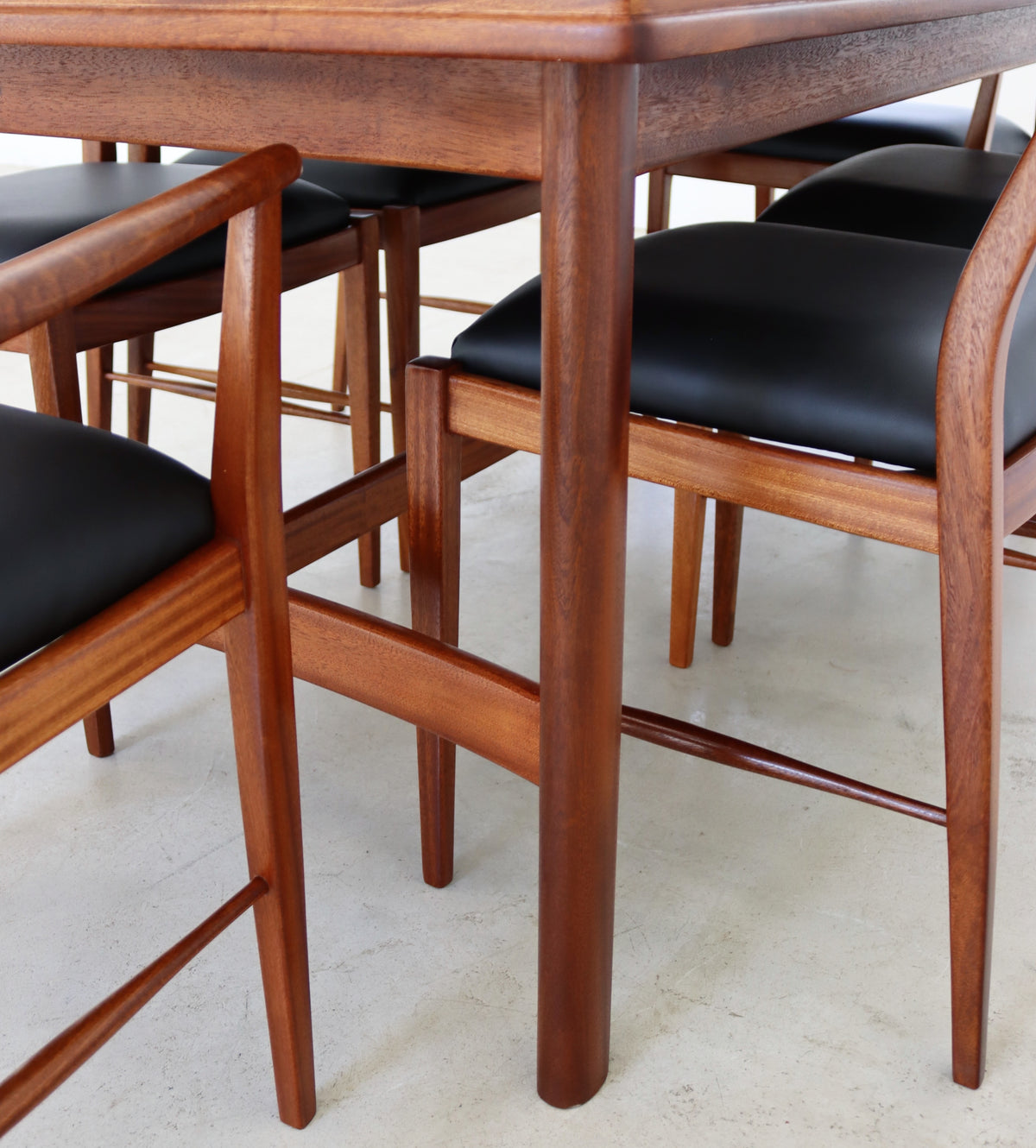 Kallenbach Dining Room Table