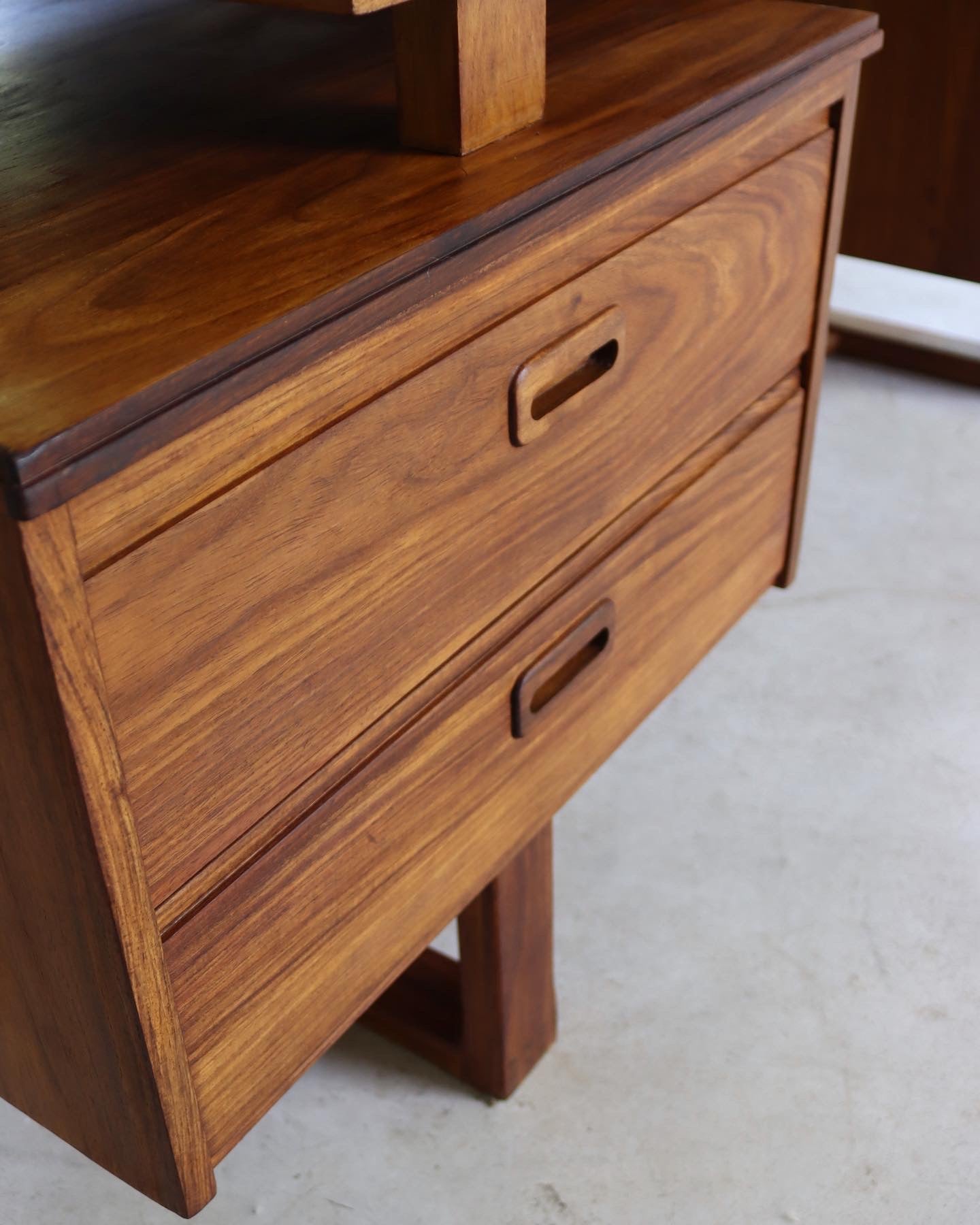 Mid-Century Dressing Table