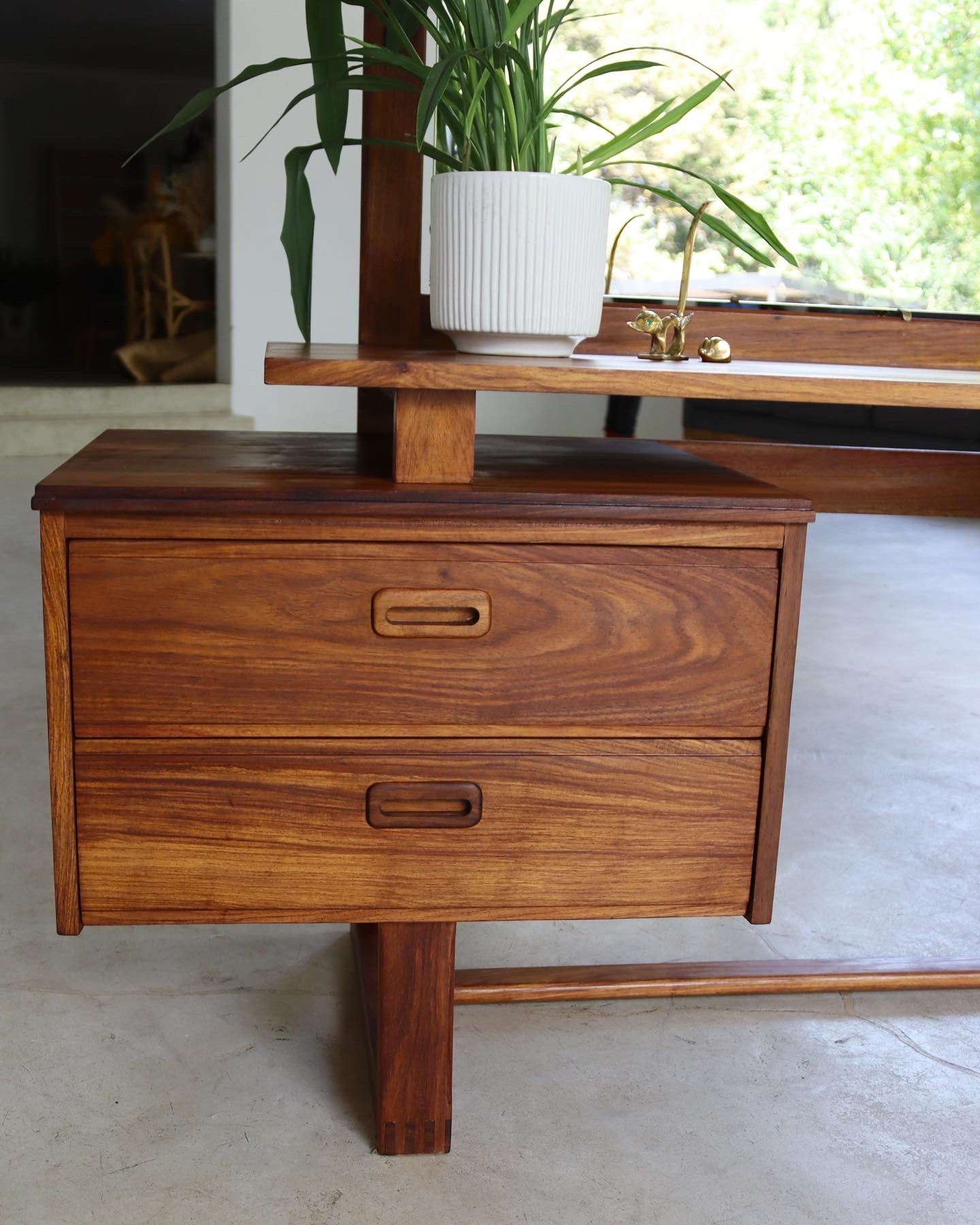 Mid-Century Dressing Table